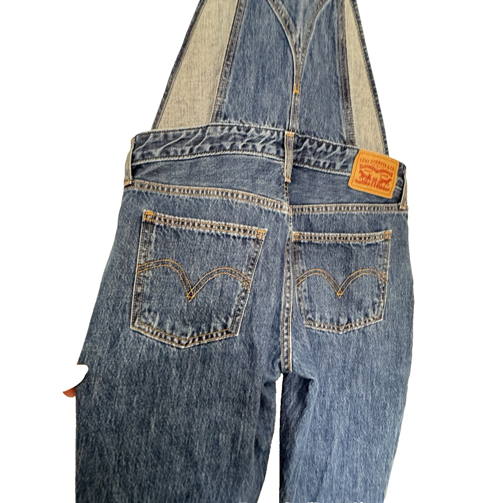 Levi's Women's Sz M Denim Bib Overalls Blue Jeans Straight Leg 30" Waist - Picture 6 of 10